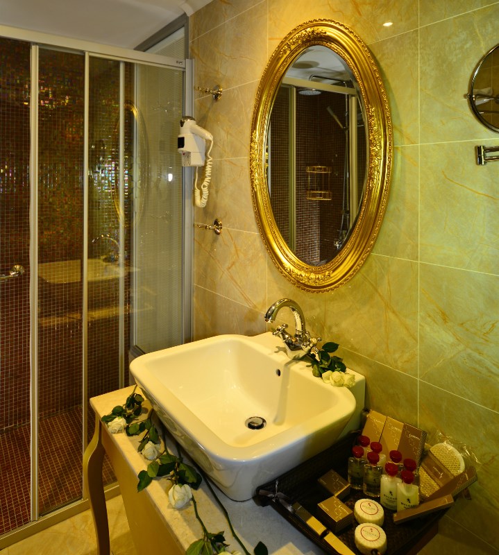 Adenya Hotel